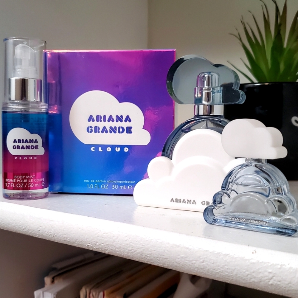 Ariana Grande Cloud Bundle